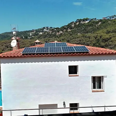 Ideal With Pool In Lloret de Mar