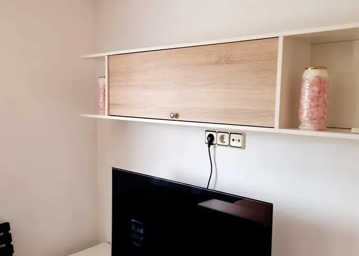 Ideal With Pool In *