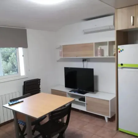 Ideal With Pool In *